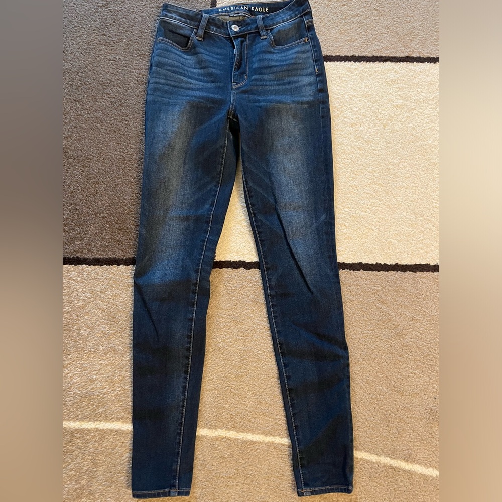 American Eagle High Waisted Jeans